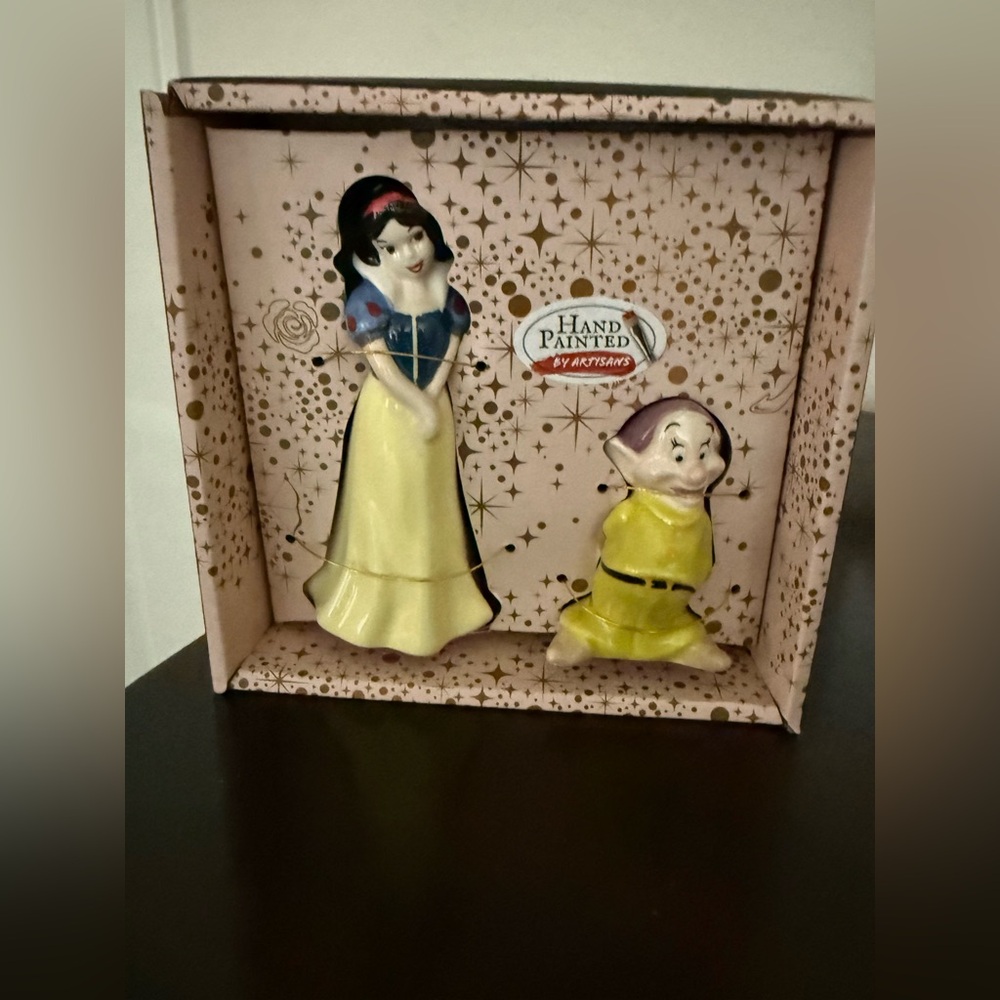 Disney Princess Salt and Pepper Shakers - Black and Gold